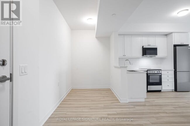 Building Photo - 51 Clarington Blvd