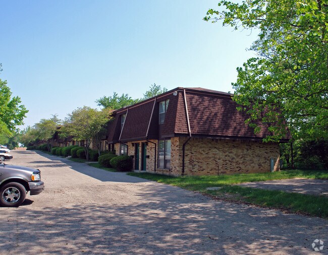 Foto del edificio - Stoneybrook Townhouse Apartments