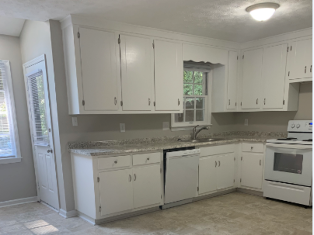 Building Photo - FB Highland Park, LLC