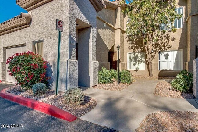 Foto del edificio - 3236 E Chandler Blvd