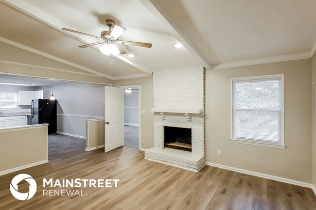Building Photo - 438 Westchester Dr