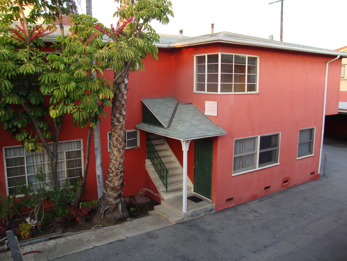 102 Apartments Available for Rent in Los Feliz, CA