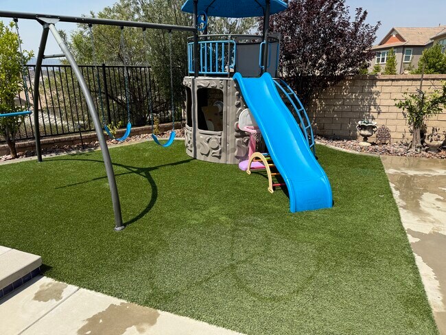 Foto del edificio - 22360 Driftwood Ct