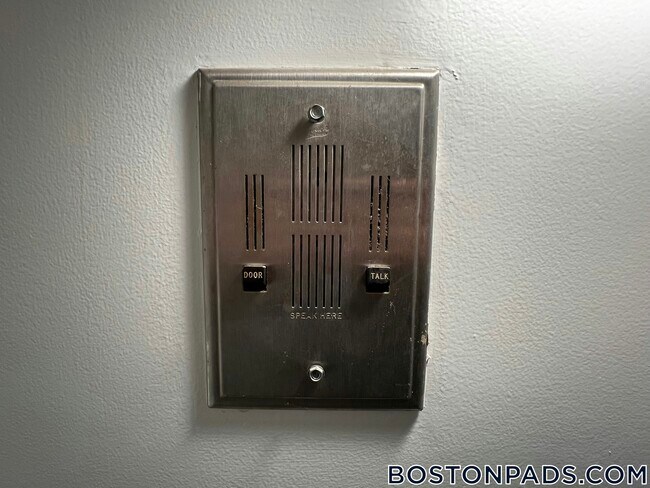 Foto del edificio - 530 VFW Parkway