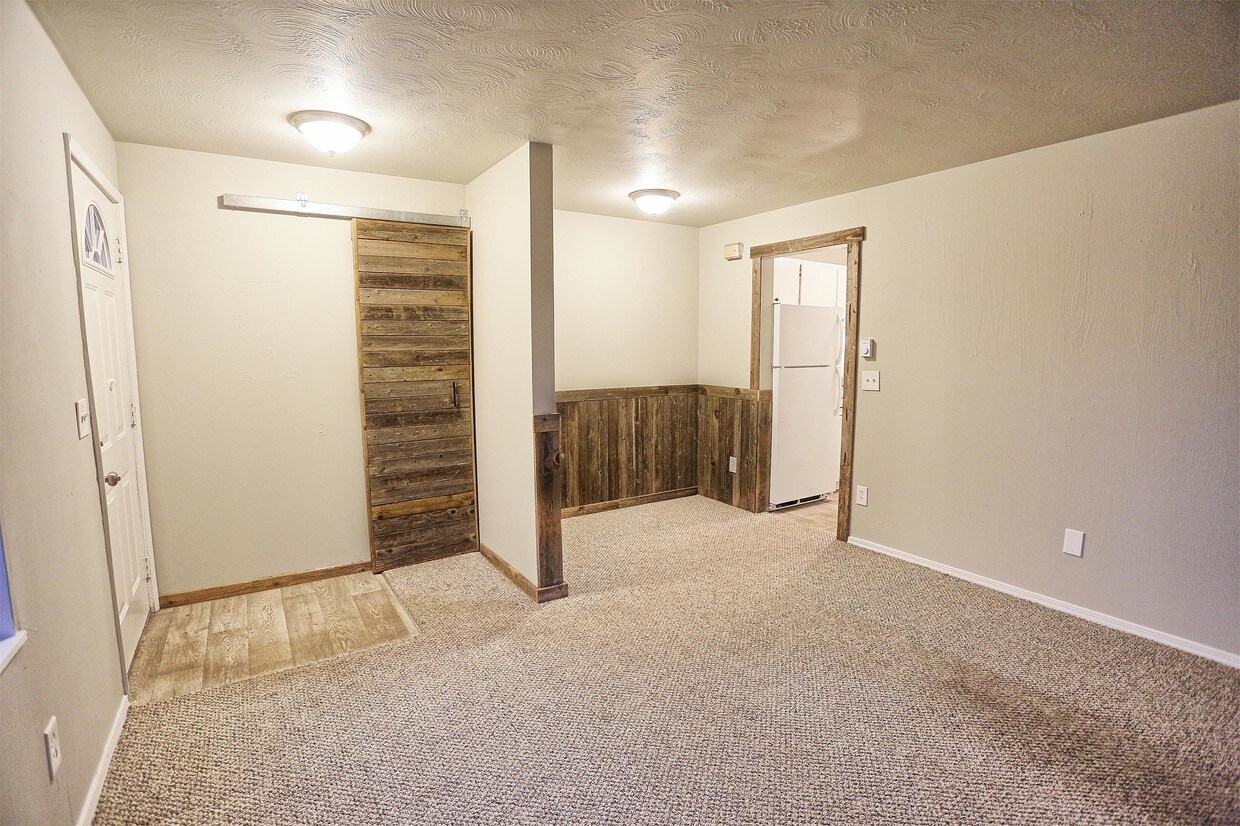 1492 Main St Unit 12, Buckley, WA 98321 Apartment for Rent in