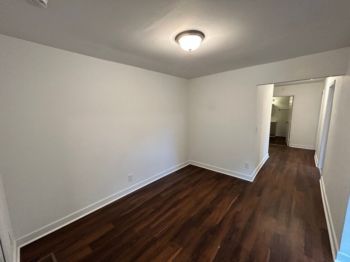 2709 Maple St Unit A, Hopewell, VA 23860 Room for Rent in Hopewell