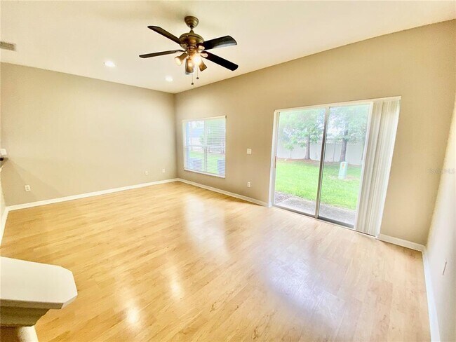 Foto del edificio - 2413 Harleyford Pl