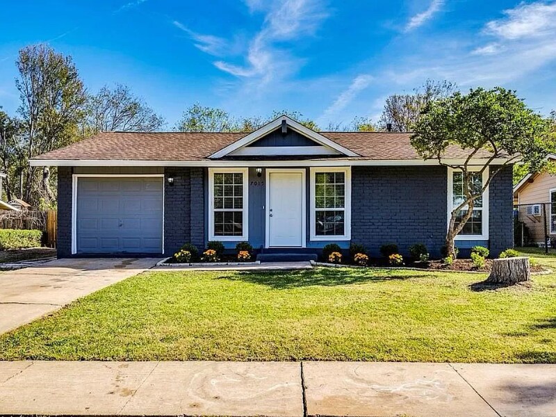 Primary Photo - 7015 Craybrough Cir
