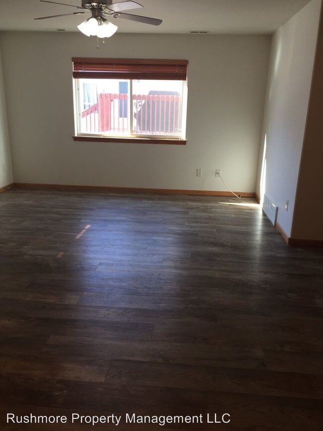 Foto del edificio - 873 E Minnesota St