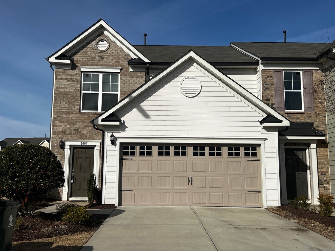 1003 Mirbeck Ln, Durham, NC 27713 Townhome Rentals in Durham NC