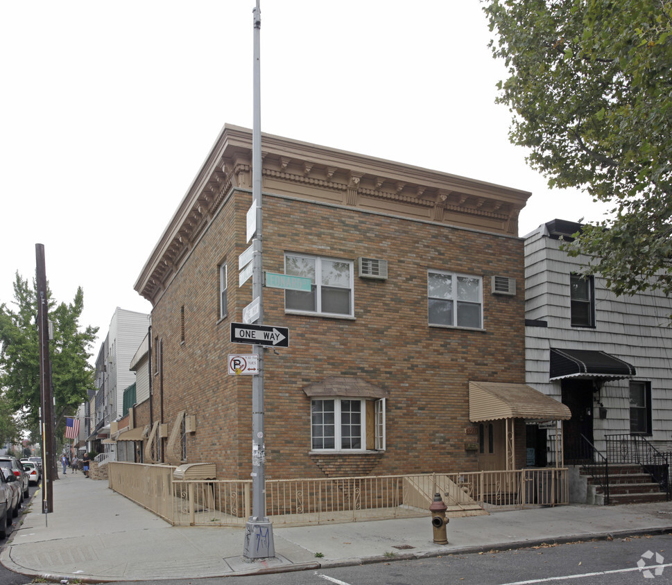 328 Leonard St, Brooklyn, NY 11211 - Apartments in Brooklyn, NY ...