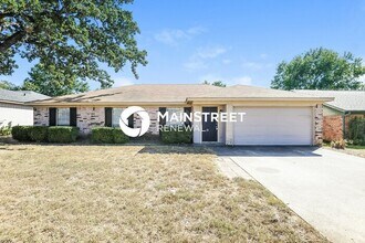 Building Photo - 4210 Maple Springs Dr