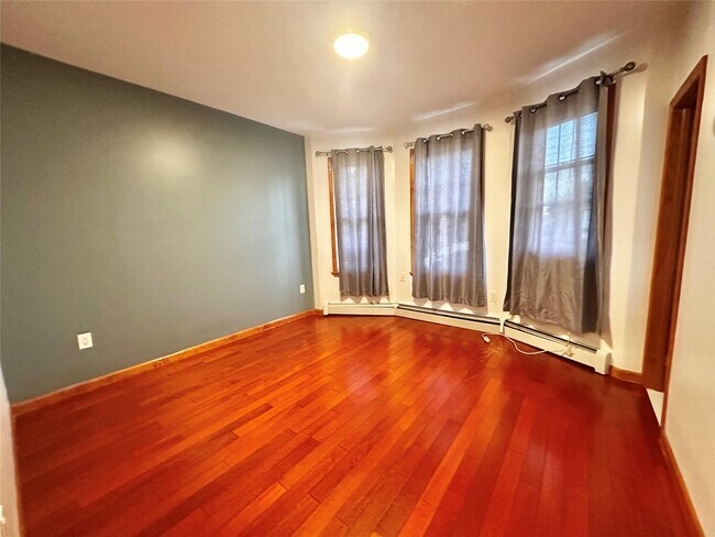 Foto del edificio - 119-21 9th Ave