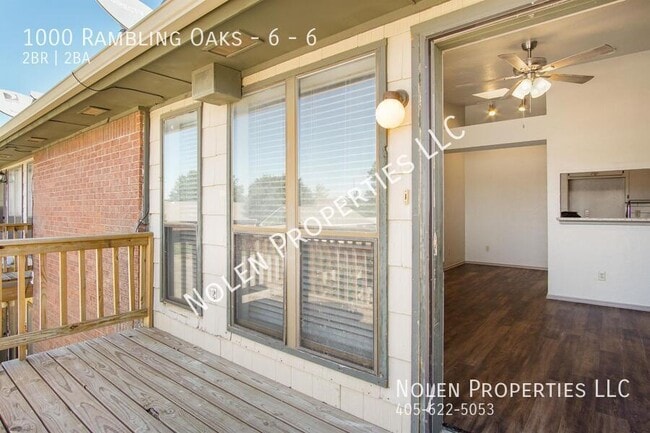 Building Photo - 1000 Rambling Oaks Dr