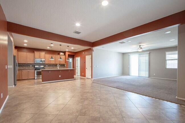 Foto del edificio - 16371 W Mesquite Dr