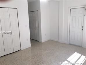 Building Photo - 2 br, 2 bath  - 7135 Rue Granville 3