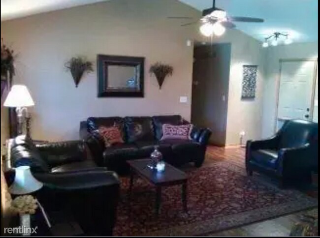 Building Photo - 3 br, 3 bath House - 11217 W Central Park Ct