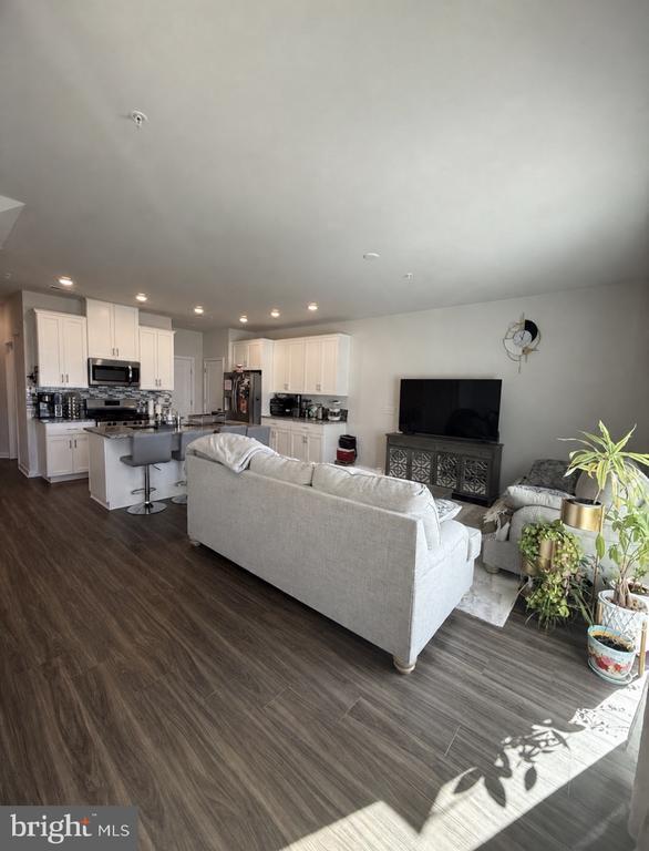 Foto del edificio - 4913 Brookside Ct