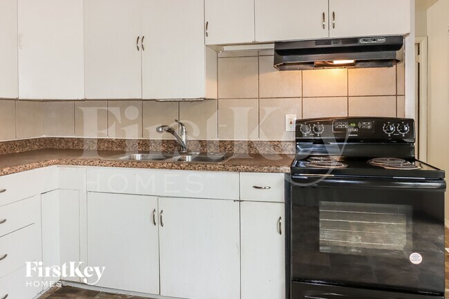 Building Photo - 9312 Stark Ave