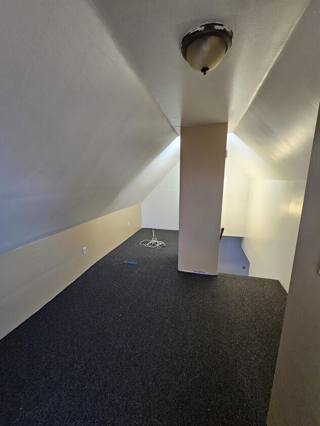 Foto del edificio - 2725 Livingston Ave