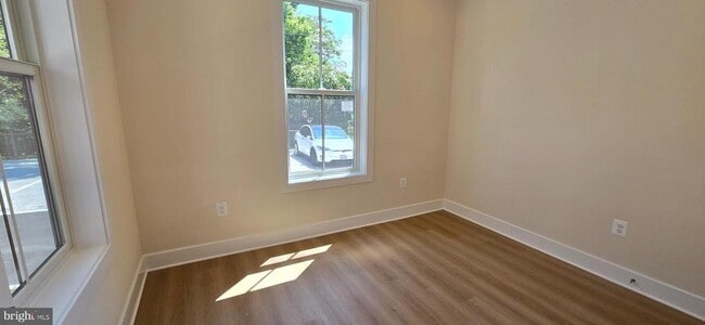 Building Photo - 412 Chapel Alley