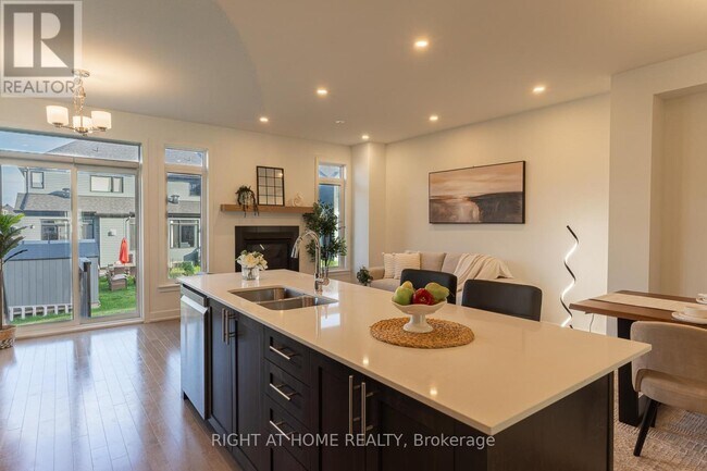 Building Photo - 16 Nettle Cres