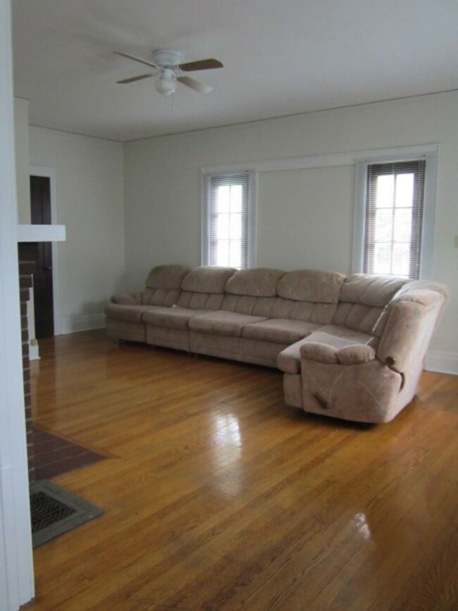 Foto del edificio - 622 Euclid Ave