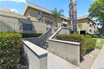 Building Photo - 5009 Woodman Ave