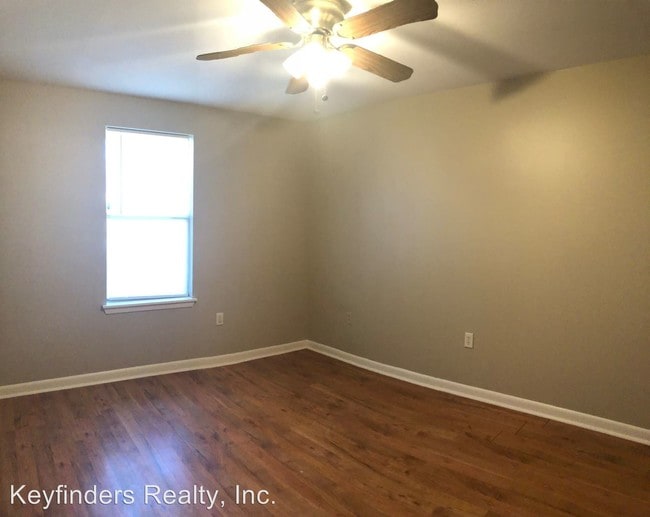 Building Photo - 2 br, 1 bath House - 475 Jennifer Jean Dr.