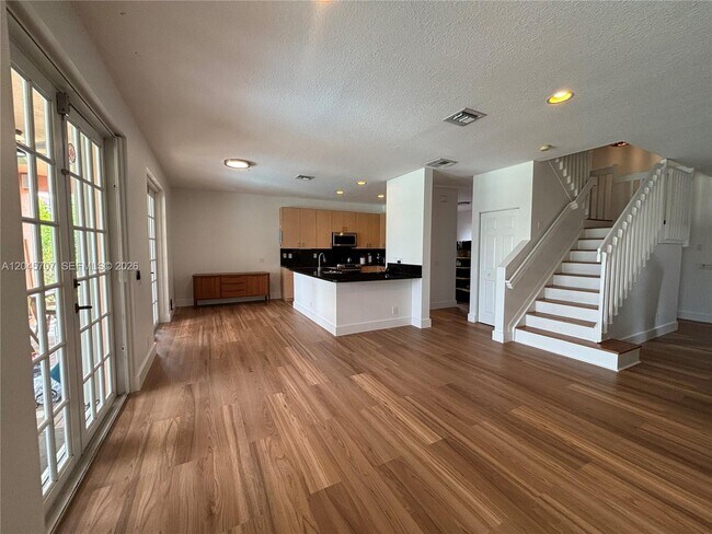 Building Photo - 1653 Winterberry Ln
