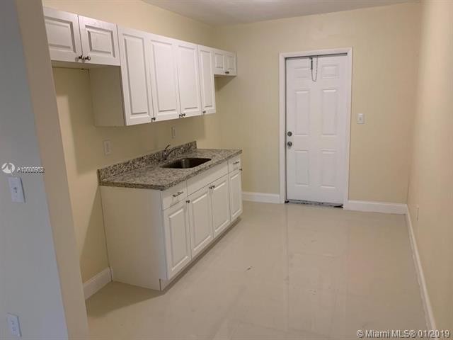 Foto del edificio - 15961 NE 18th Pl