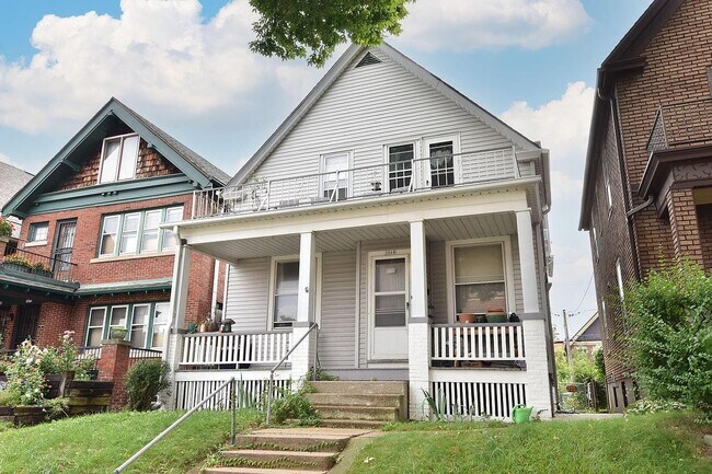 Building Photo - 3068 N Fratney St