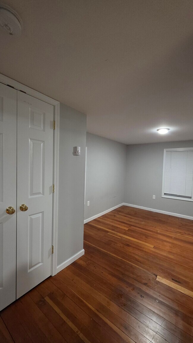 Building Photo - 23 North Rd