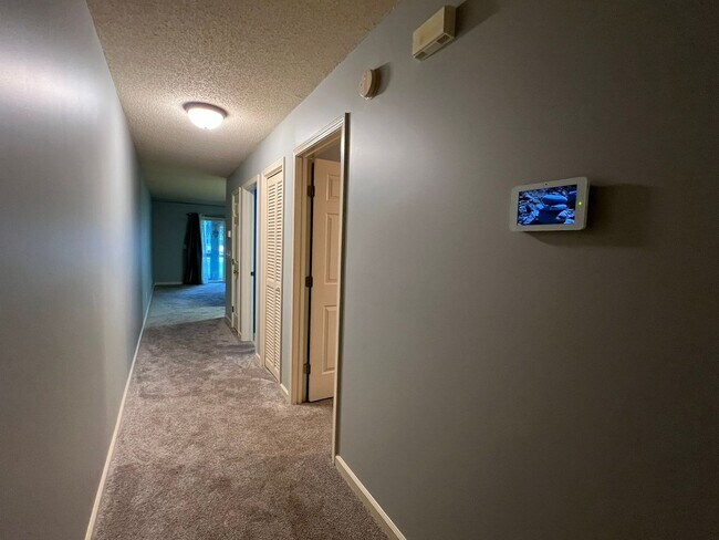 Building Photo - Myrtle Beach - 1 Bedroom / 1 Bath Condo