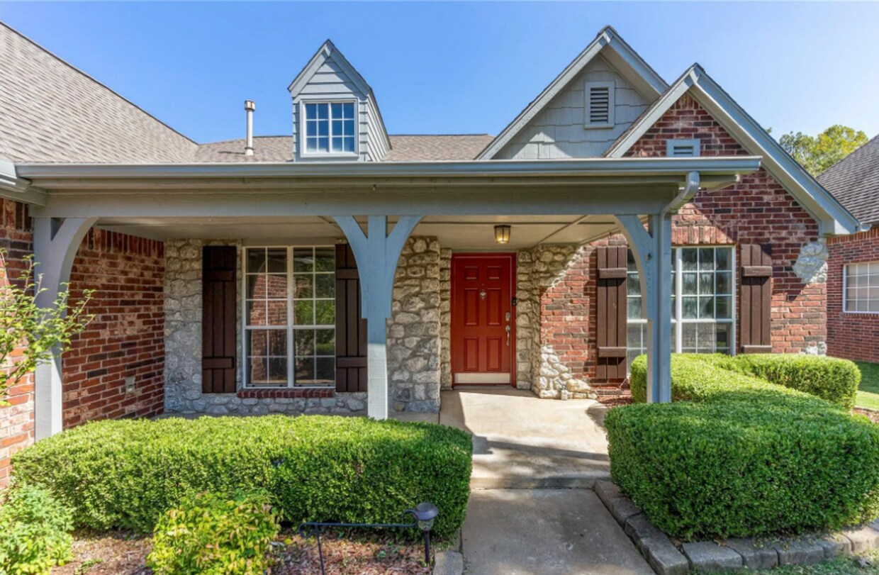 Foto principal - 11911 S Birch Ave