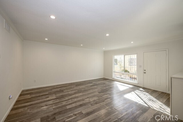 Building Photo - 7923 Agnes Ave