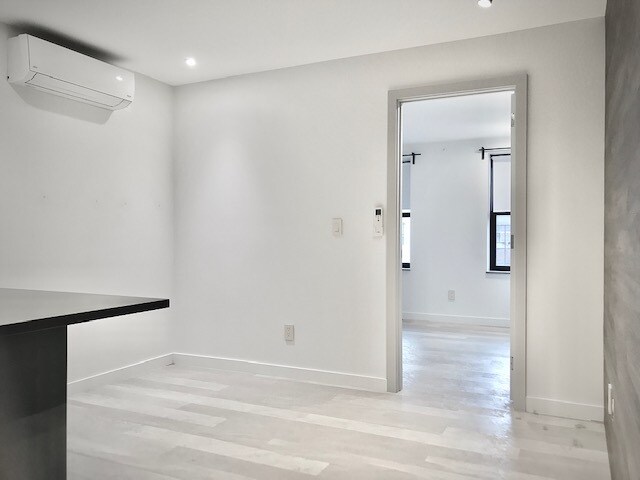 Building Photo - 102 Mott St