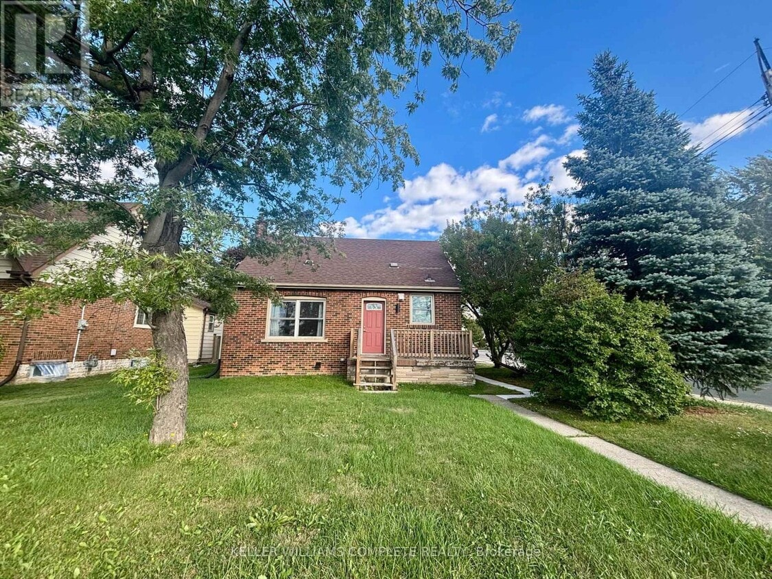 Primary Photo - 105 West 5th Street