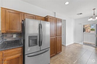 Building Photo - 8124 Lake Geneva Ct