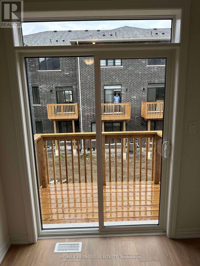 Building Photo - 783 Kootenay Path