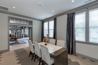 Building Photo - The Commonwealth At York