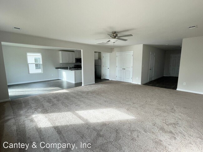 Building Photo - 4 br, 2.5 bath House - 164 Sundew Rd