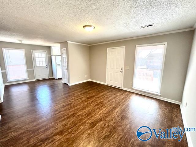 Foto del edificio - 4420 Bonnell Dr