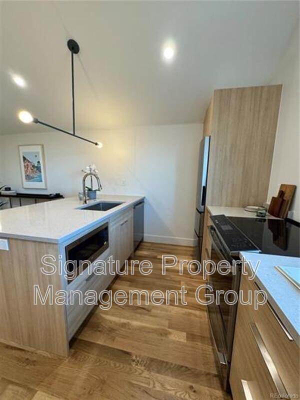 Foto del edificio - 4110 S Logan St