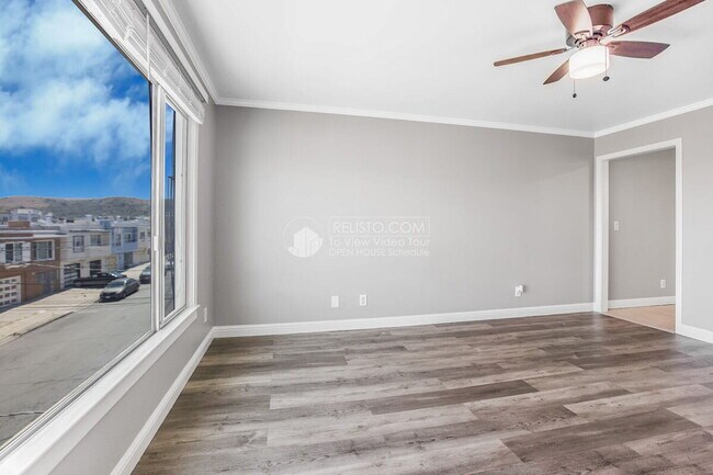 Building Photo - 501 Velasco Ave