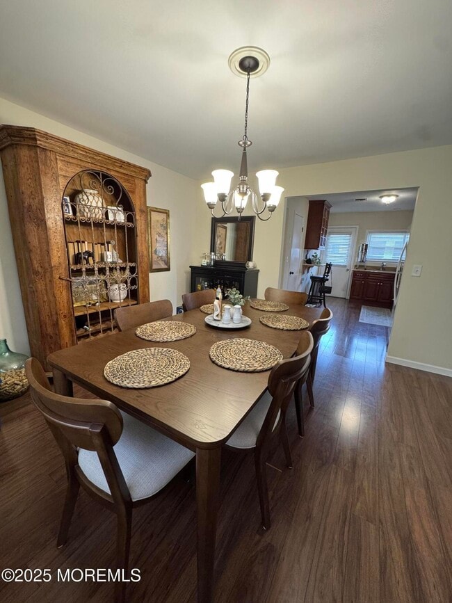 Building Photo - 515 Jamaica Blvd