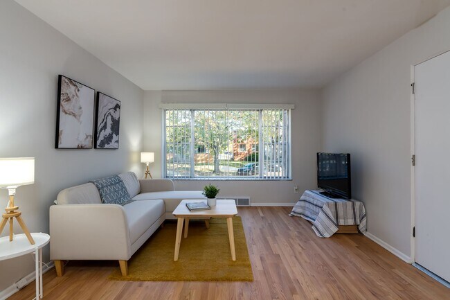 Interior Photo - Lindenwood Heights