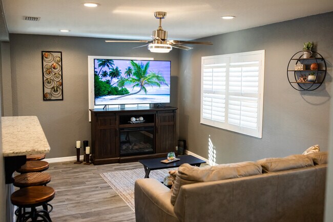 Building Photo - 3620 47th St N