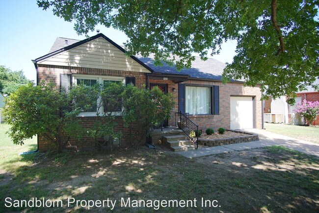 Foto del edificio - 3 br, 2 bath House - 908 S Urbana Ave