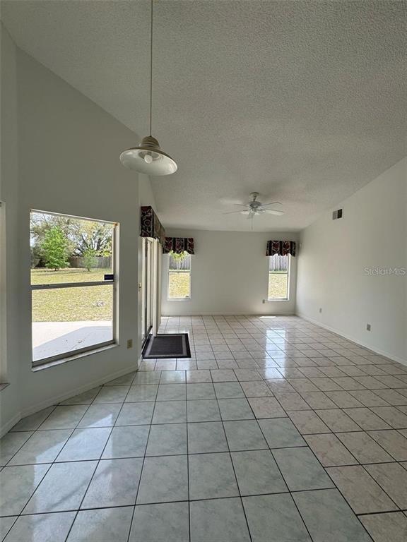 Foto del edificio - 6724 Callie Rd